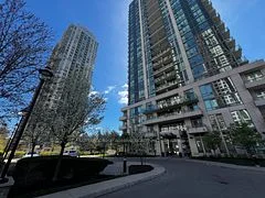 3515 Kariya Drive 2105, Mississauga, On L5b 0c1