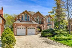 4019 Lookout Court, Mississauga, ON L4W 4E9