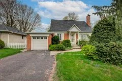 873 Johnathan Drive, Mississauga, ON L4Y 1J7