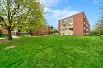 2052 Courtland Drive 304, Burlington, On L7r 1r8