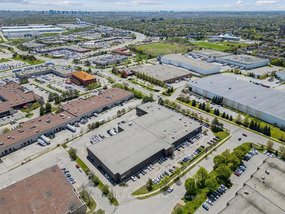 2360 Millrace Court, Mississauga, ON L5N 1W2
