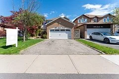 1542 Astrella Crescent, Mississauga, On L5m 5a1