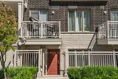 90 Eastwood Park Gardens 22, Toronto W06, On M8w 0b2