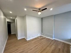 1580 Dupont Street Main, Toronto W02, On M6p 3s6