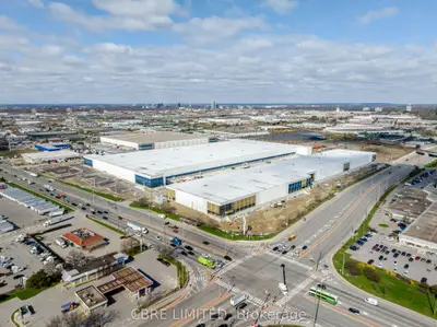 8000 Dixie Road Bldg 3, Brampton, On L6t 2j7