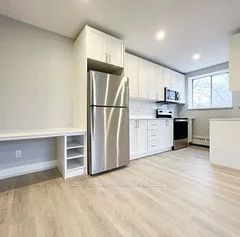 3046 Jaguar Valley Drive 205, Mississauga, On L5a 2j3