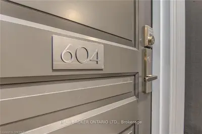 2060 Lakeshore Road 604, Burlington, On L7r 1e1
