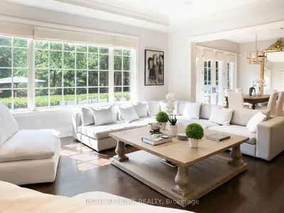 398 Lakeshore Road W, Oakville, On L6k 1g1