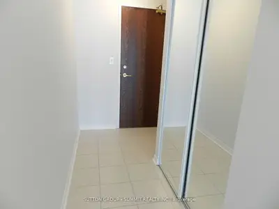 4850 Glen Erin Drive 1601, Mississauga, On L5m 7s1
