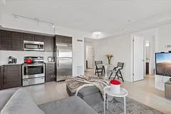2220 Lake Shore Boulevard W 1207, Toronto W06, On M8v 0c1