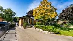 1204 Whittington Road, Mississauga, ON L5J 3J9