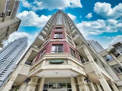 350 Princess Royal Drive 1401, Mississauga, On L5b 4n1