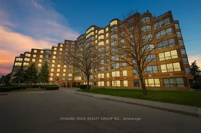 6 Humberline Drive 624, Toronto W10, On M9w 6x8