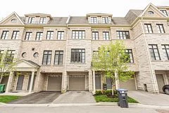 2084 Queensborough Gate, Mississauga, On L5m 0x9
