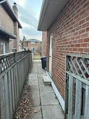 1346 Cawthra Road Bsmnt, Mississauga, On L5g 4k9