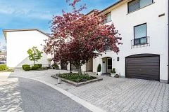 6679 Shelter Bay Road 69, Mississauga, On L5n 2a2