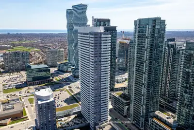 4065 Confederation Parkway 1108, Mississauga, On L5b 0l4