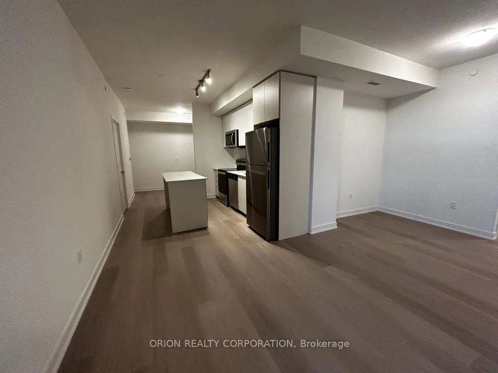 #308 859 The Queensway, Toronto W07, On, M8z 1n8