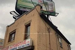 3501 Dundas Street, Toronto W02, On M6s 2s6