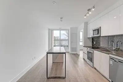3100 Keele Street 324, Toronto W05, On M3m 2h4