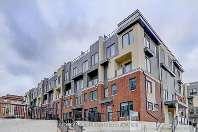 3415 Ridgeway Drive 5, Mississauga, On L5l 6t5