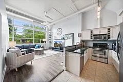 1001 Roselawn Avenue 119, Toronto W04, On M6b 4m4