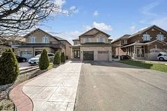 7402 Saint Barbara Boulevard, Mississauga, On L5w 0c3