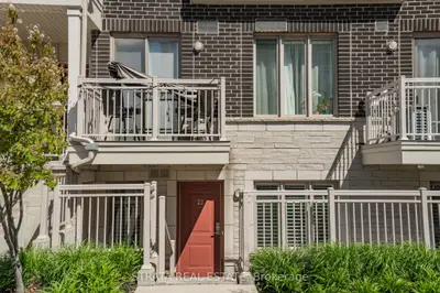 90 Eastwood Park Gardens S 22, Toronto W06, On M8w 0b2