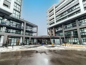 50 George Butchart Drive N 217, Toronto W05, On M3k 0c9