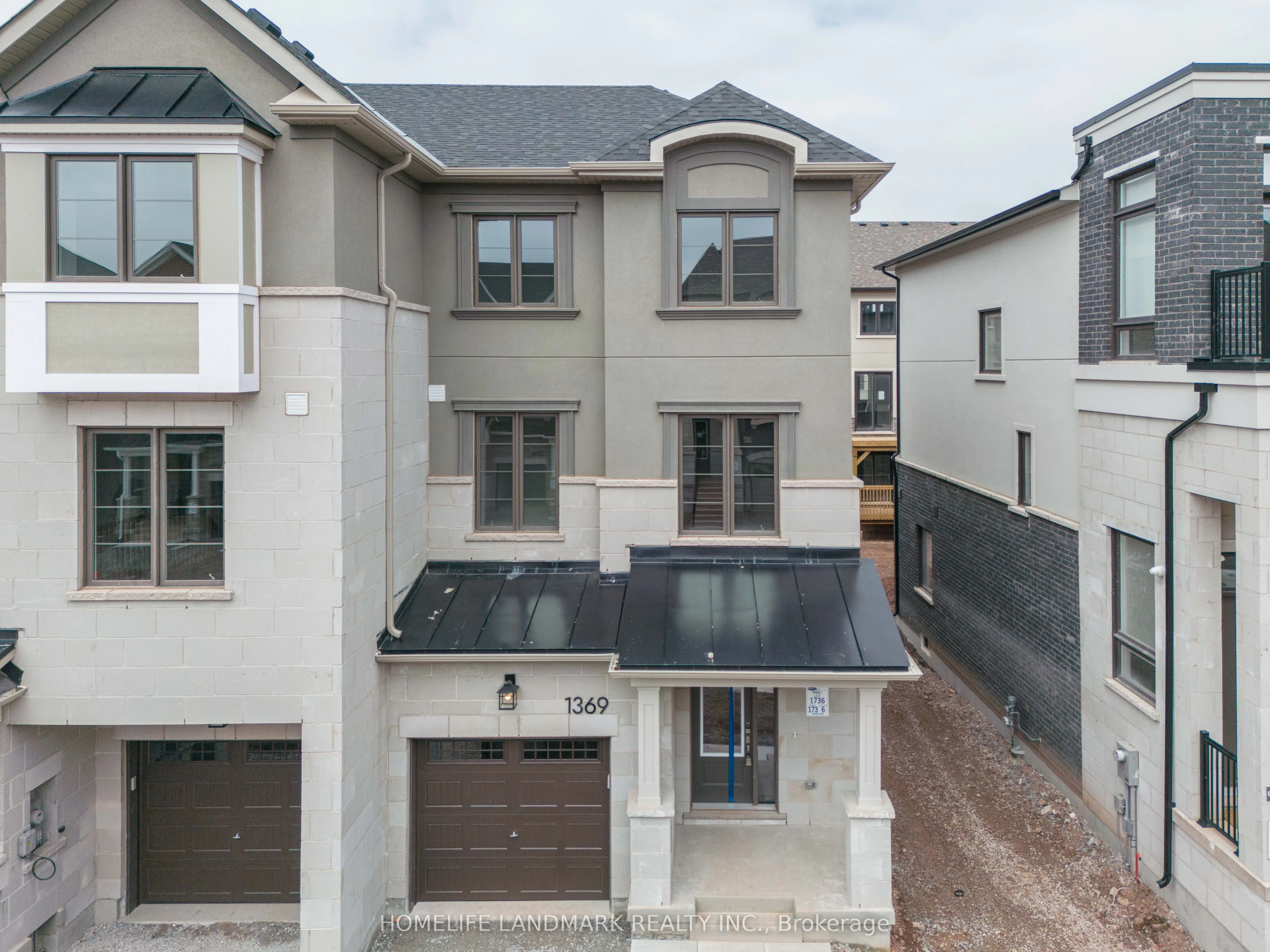 1369 Kaniv Street, Oakville, On L6m 5p3