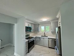 3356 Burdock Place, Mississauga, On L5a 4b7