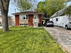 1105 Eastmount (lower) Avenue E, Mississauga, On L5e 1z5