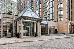 265 Enfield Place 1906, Mississauga, ON L5B 3Y6