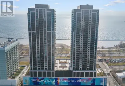 1926 Lake Shore Boulevard W 3311, Toronto W01, On M6s 1a1