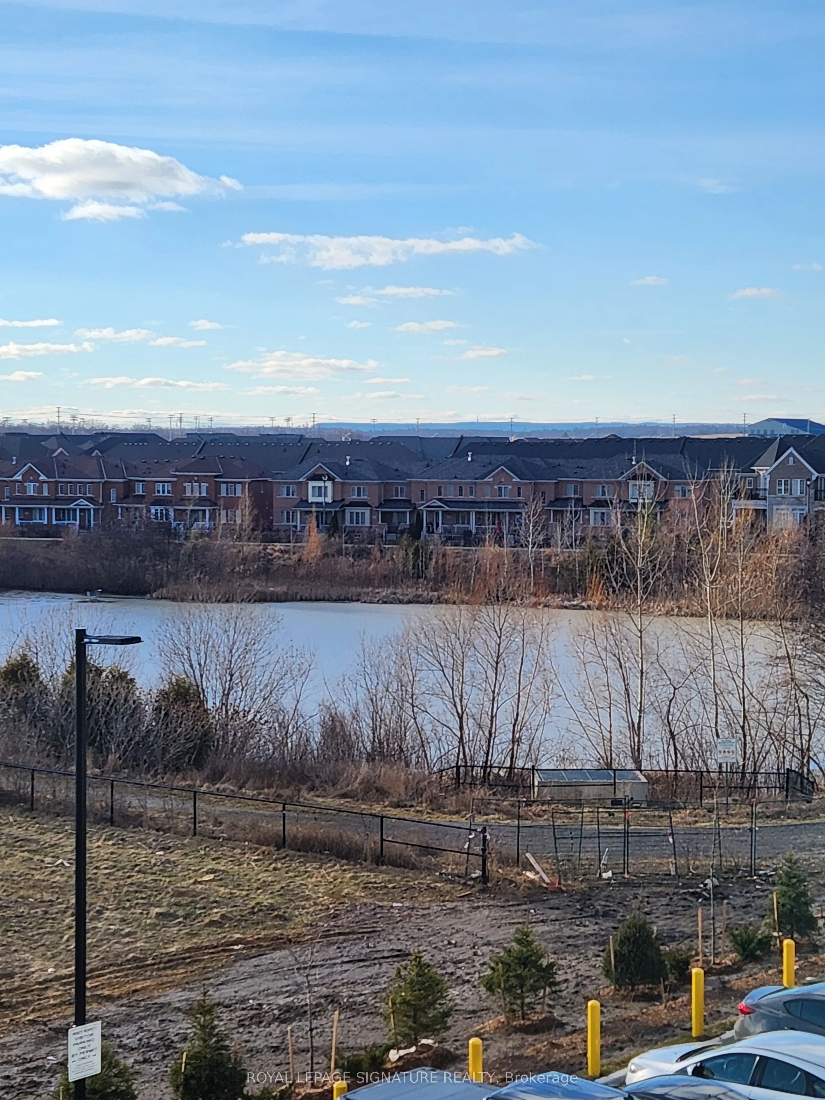 405 Dundas Street W 621, Mississauga, ON L6M 5P9