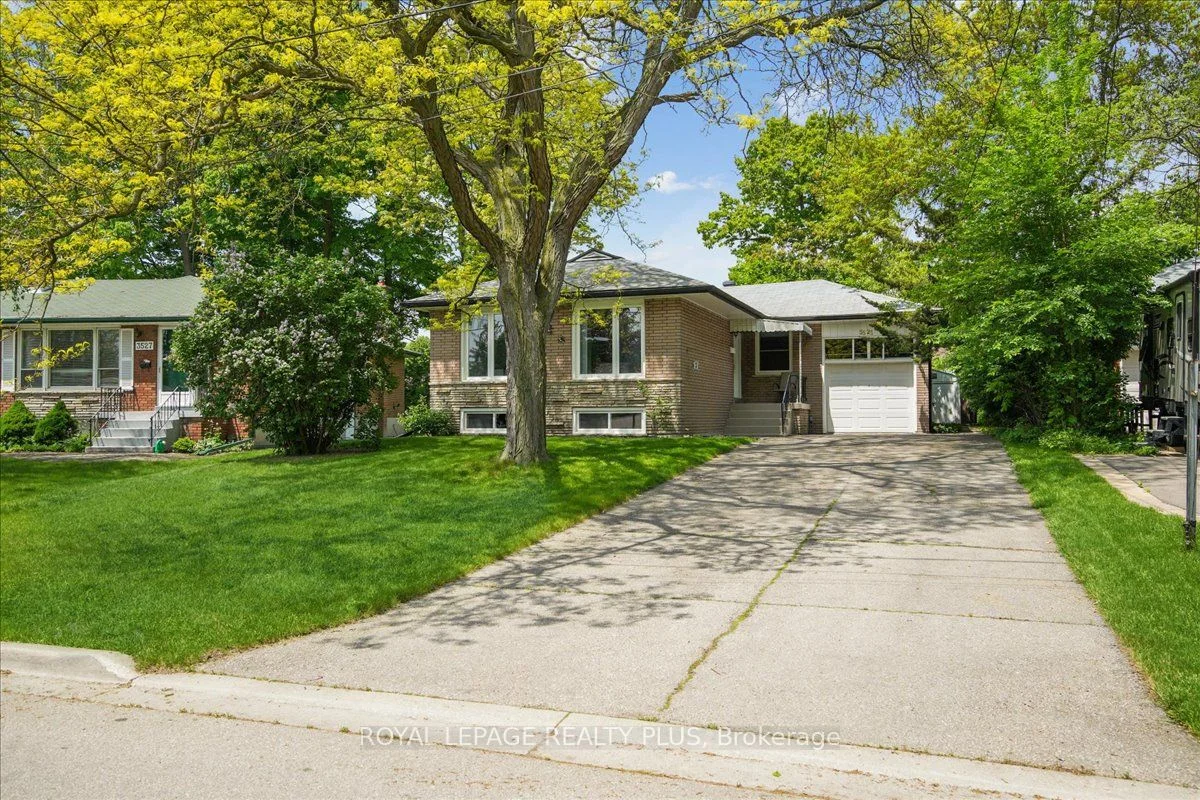 3523 Orion Crescent, Mississauga, ON L5C 2H7