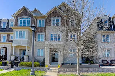 3002 Preserve Drive 8, Oakville, On L6m 0v2