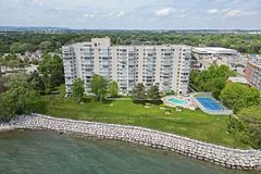 5280 Lakeshore Road 712, Burlington, On L7l 5r1