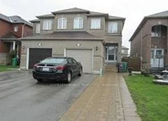 7342 Lowville Heights, Mississauga, ON L5N 8L4