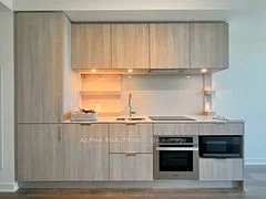 28 Ann Street 505, Mississauga, On L5g 3g1