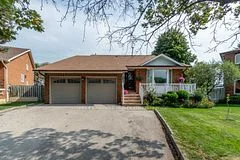 850 Chippenham Drive, Mississauga, ON L5H 3S7
