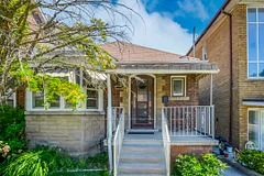 877 Ossington Avenue, Toronto W02, ON M6G 3V2
