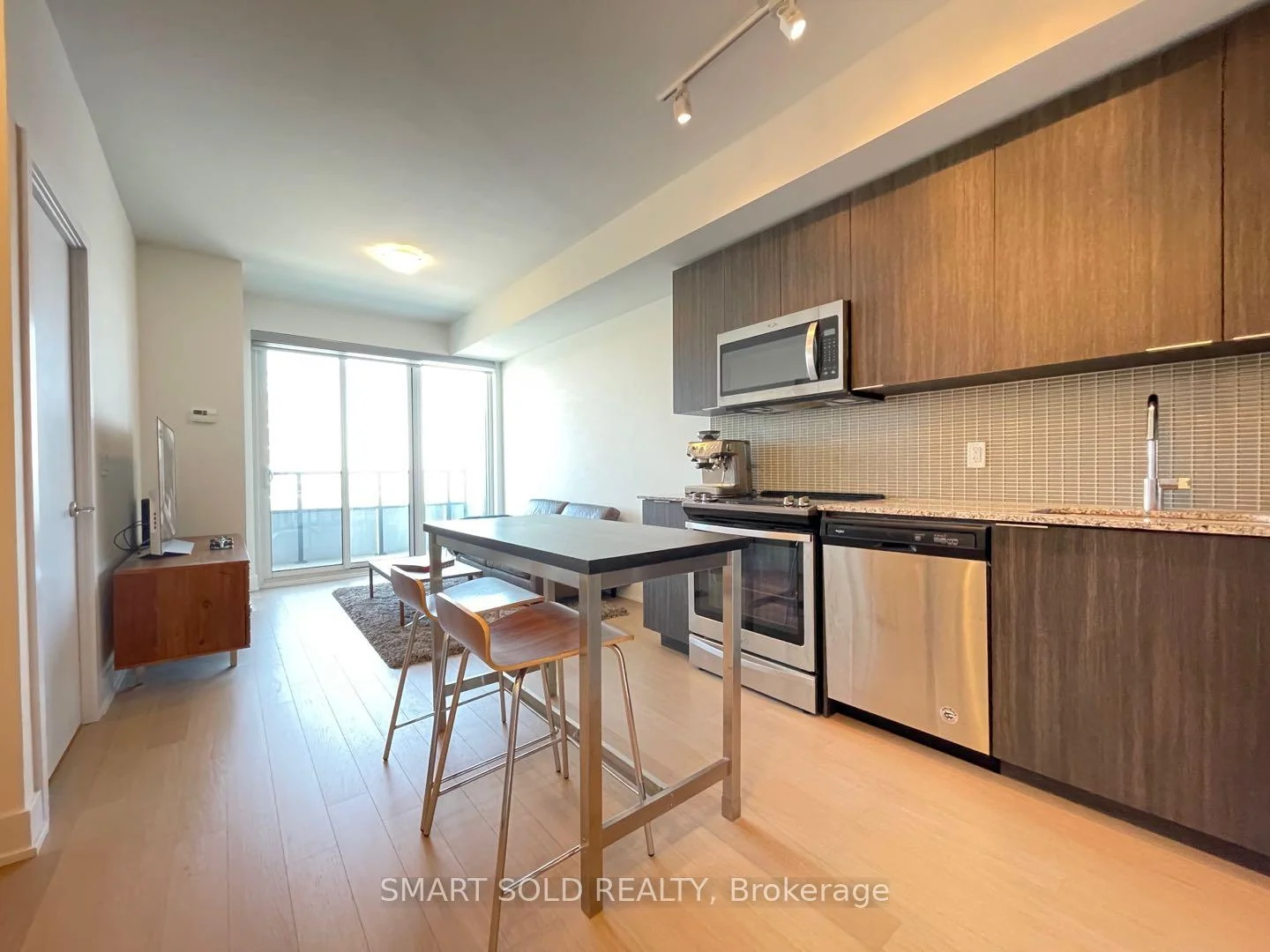 30 Shore Breeze Drive 5304, Toronto W06, On M8v 0j1
