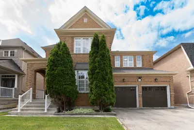 4816 Dayfoot Drive, Mississauga, On L5m 7k2