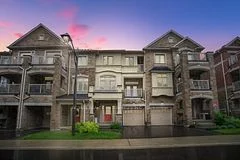 469 Manhattan Commons, Oakville, On, L6h 3p5