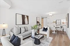250 Webb Drive 211, Mississauga, ON L5B 3Z4