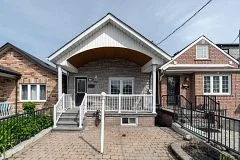 37 Avon Avenue Main, Toronto W03, On M6n 3w8