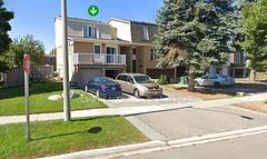 3249 Mccarthy Court, Mississauga, On L4y 3z4