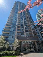 225 Webb Drive 713, Mississauga, On L5b 4p2