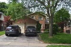 3042 Sir John's Homestead, Mississauga, On, L5l 2n8